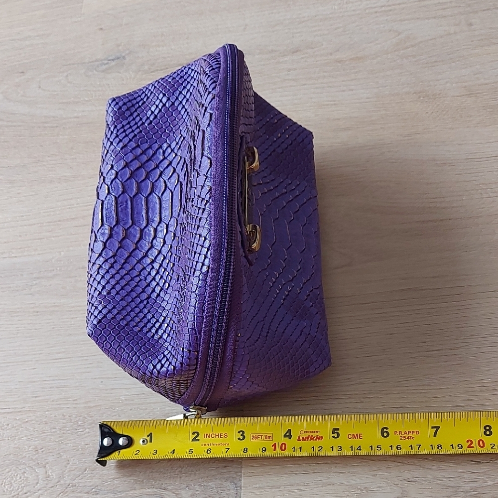 Makeup Bag - Picture 9 of 10